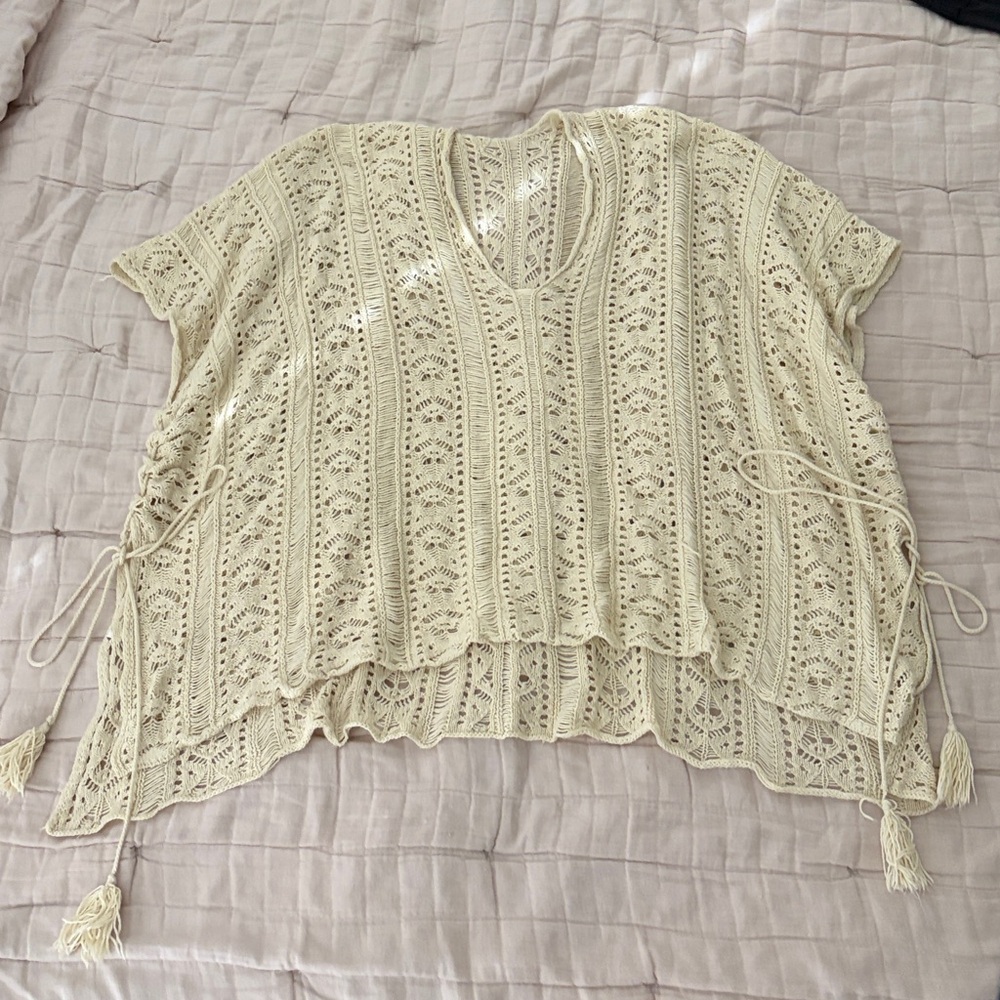 Cream Crochet Knit cover up Top with side tie tassels, size M, great condition.